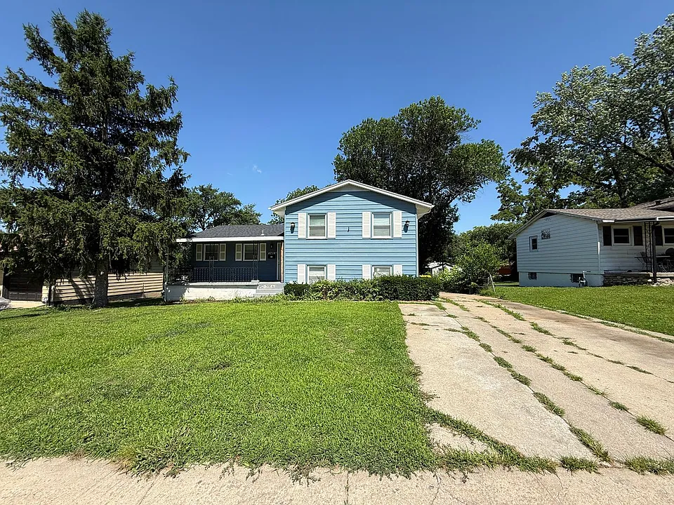 4214 Hardesty Ave