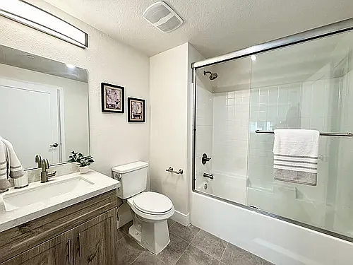 The SECRET in K-Town Luxury Apartments — Photo 31