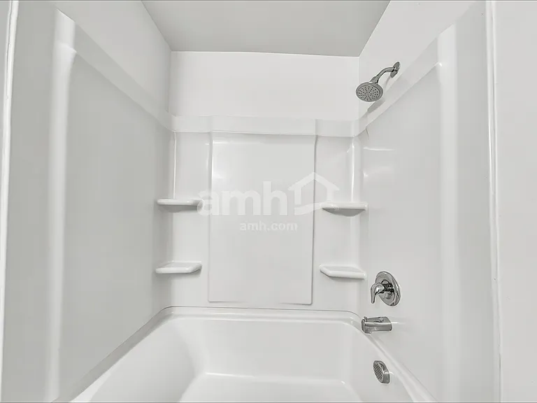 203 Bushwood Dr — Photo 15