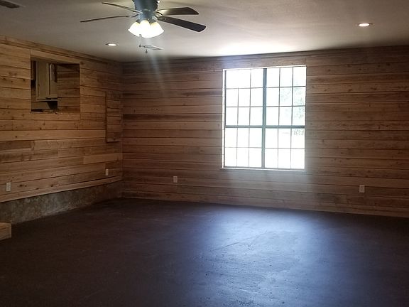 SM Tucker living rm_07082021