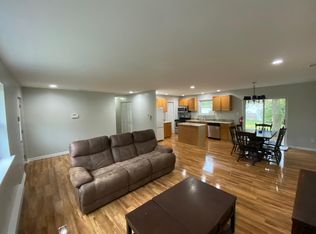 39 Foxglove St, Browns Mills, NJ 08015
