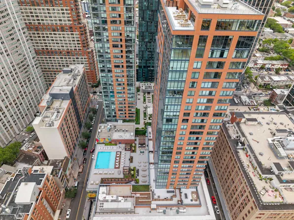 155 Bay Street image 42 of 44