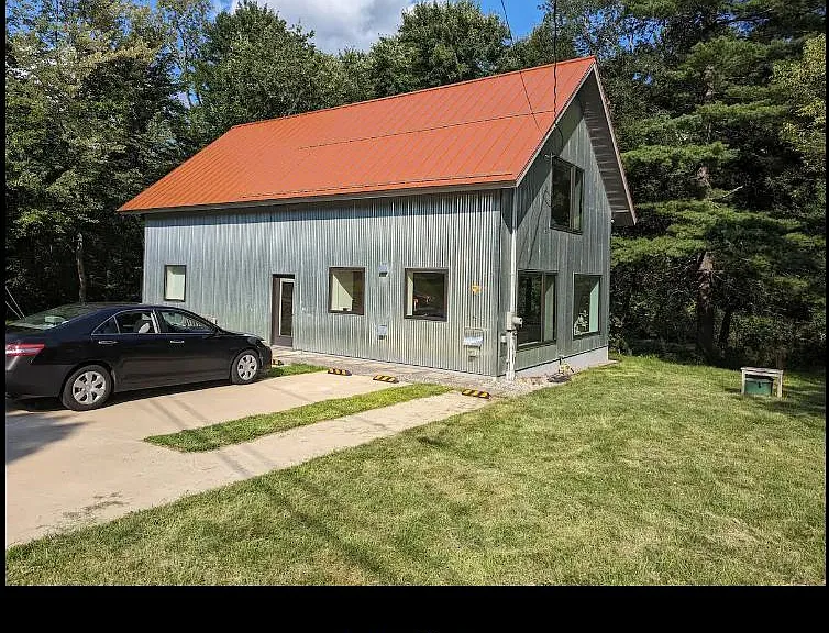 13 Curtis Dr — Photo 1