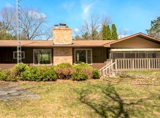 W6686 W Little Silver Lake Rd, Wild Rose, WI 54984