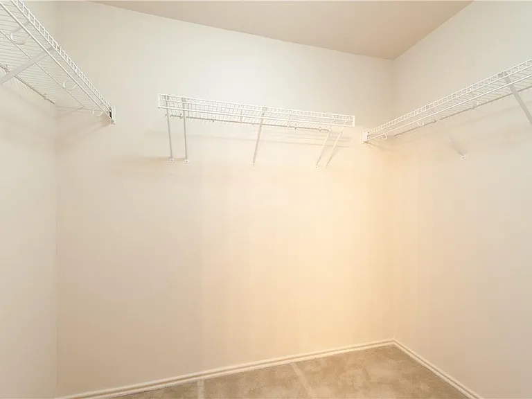 7409 Elk Pass Dr — Photo 13