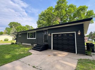 968 North St, Wabasso, MN 56293