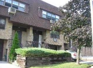 1 Tennis Pl, Forest Hills, NY 11375