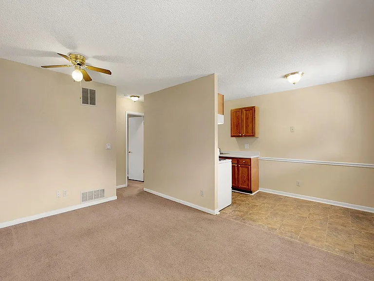 Redstone Commons — Photo 46