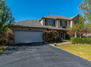 1151 Tuscany Ln, Naperville, IL 60564