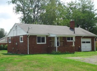 9530 McKinley Ave S, East Sparta, OH 44626