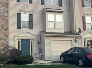 4046 Clubhouse Ct, Center Valley, PA 18034