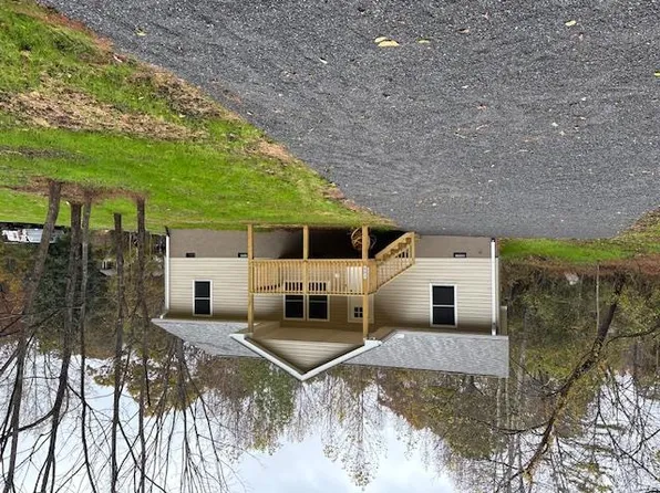 200 Love St, Franklin, NC 28734