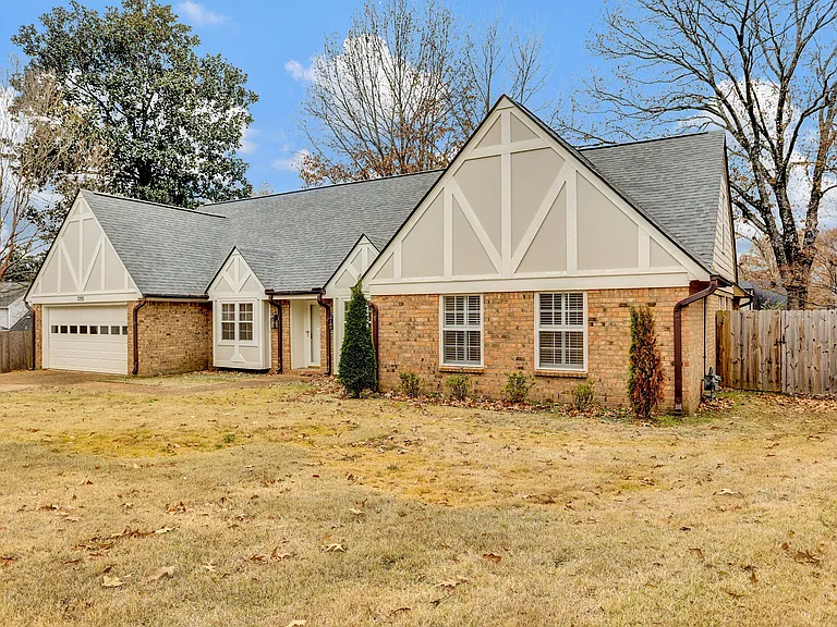 7255 Penbrook Cv — Photo 53