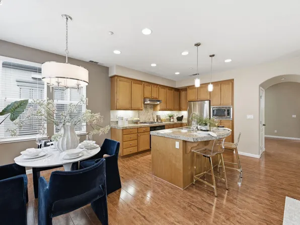6005 Hillbrook Pl, Dublin, CA 94568
