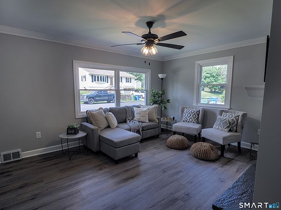 5th image of 78 Venice Avenue
