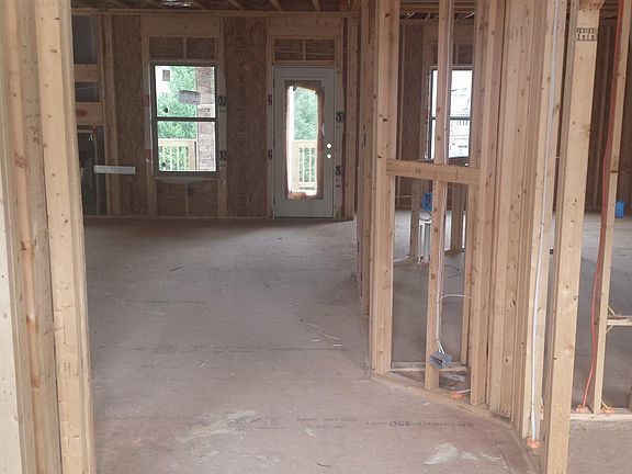 2nd image of 383 Silvertop Dr