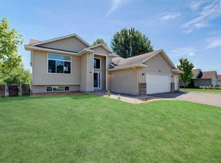 1704 Whitetail Run, Buffalo, MN 55313