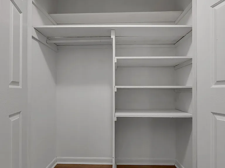 833 Malabu Dr — Photo 15