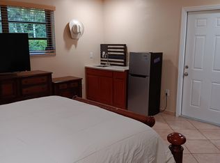 19690 SW 12th St, Pembroke Pines, FL 33029