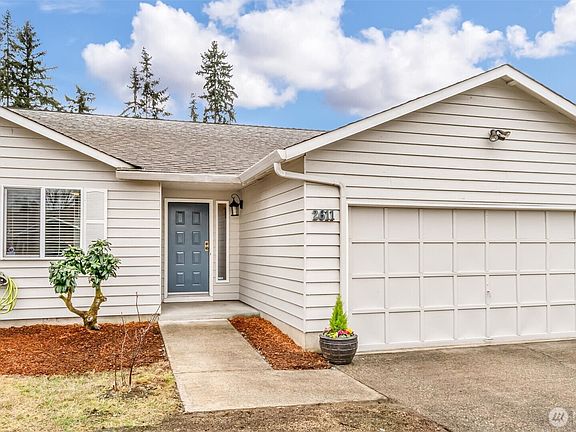 3rd image of 2611 NE 23rd Place