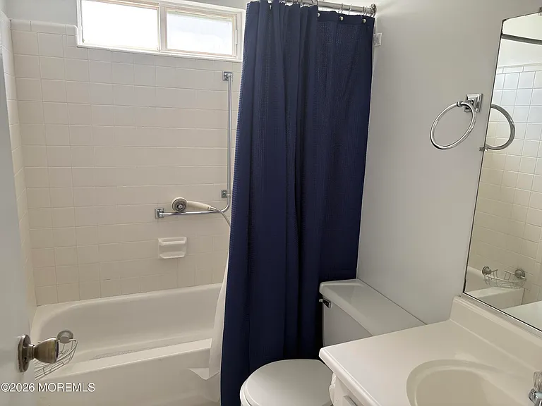 21 Newbury Row — Photo 20
