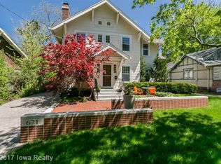 671 44th St, Des Moines, IA 50312