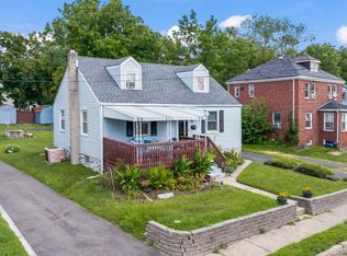 37 W Charleston Ave, Lawnside, NJ 08045