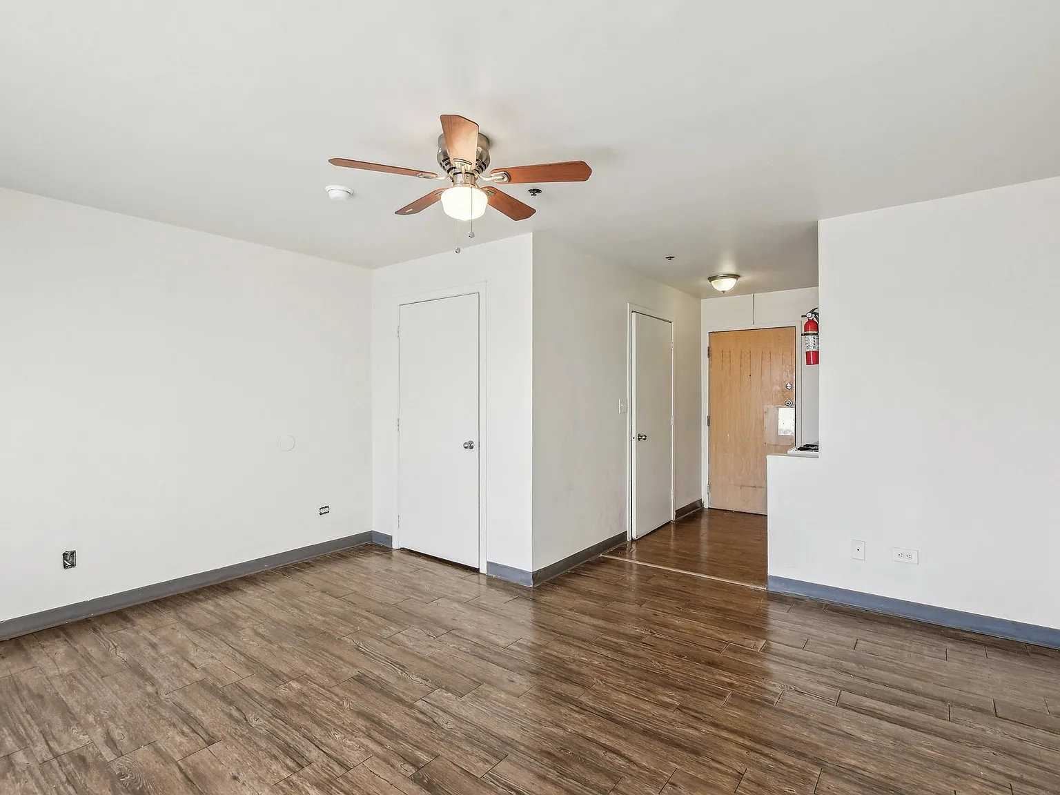 Midwest Apartments — Photo 3