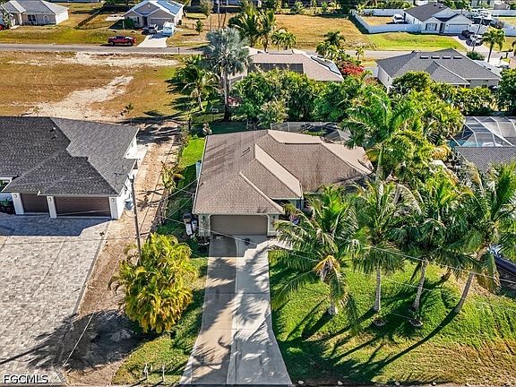 5th image of 1209 NW 25th Pl