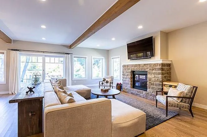 5200 Lake Mendota Dr — Photo 27
