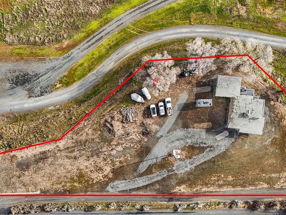 1st image of 8061 NE Valley Road