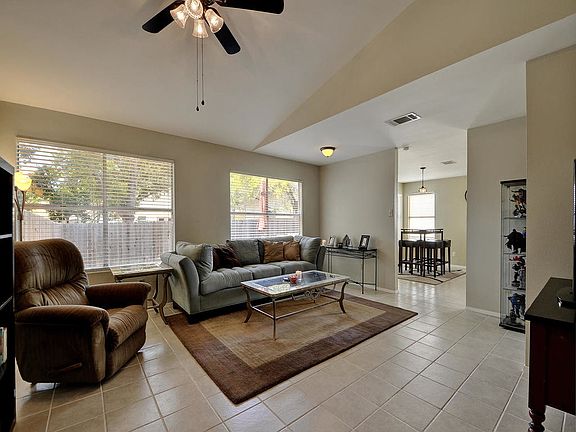 3rd image of 10604 Archdale Dr