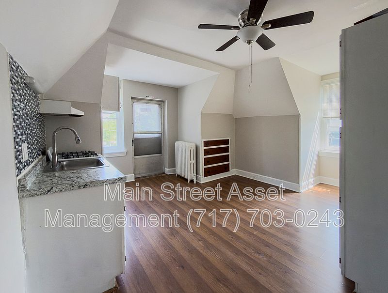 1st image of 269 Chestnut St #5