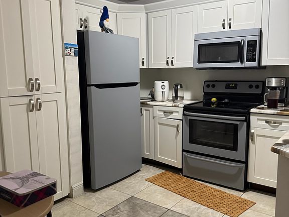 5th image of 3202 Sabal Palms Ct APT A
