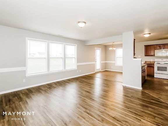 5th image of 1164 King Maple Dr