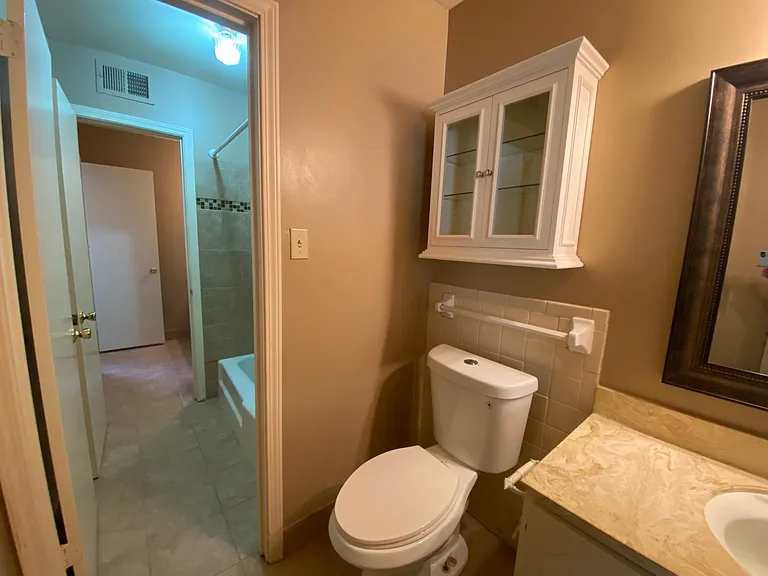 5718 Quince Rd — Photo 20