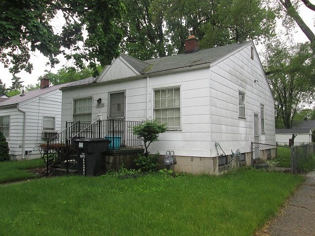 1st image of 19379 Grandville Ave