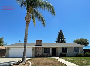 900 S Ametjian St, Tulare, CA 93274