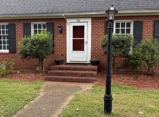 20 Jonquil Ln, Newport News, VA 23606