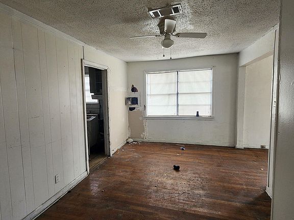 5th image of 1803 W 2nd Ave