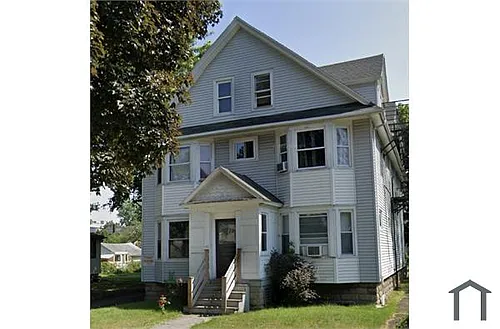 153 Winchester St Photo 1