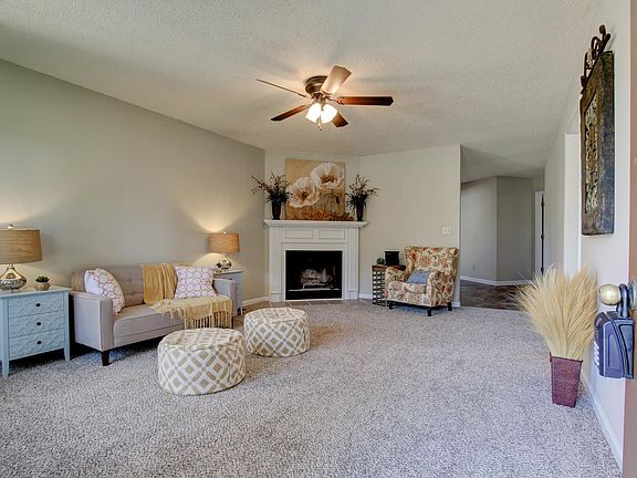 4th image of 1308 Venessa Dr