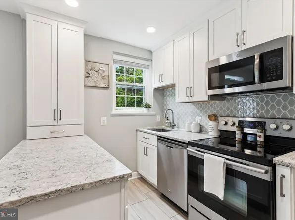 4829 27th Rd S, Arlington, VA 22206