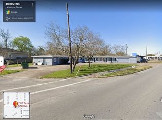 Texas Ave, La Marque, TX 77568