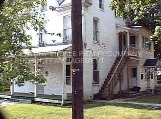 235 Springdale Rd FL 2F, York, PA 17403