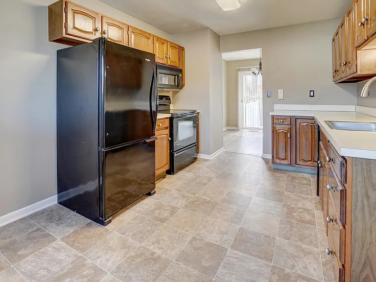 165 Pheasant Ln — Photo 10