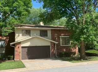 18673 Golfview Dr #18673, Hazel Crest, IL 60429