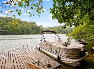 638 Natchez Ln, Sugar Grove, OH 43155