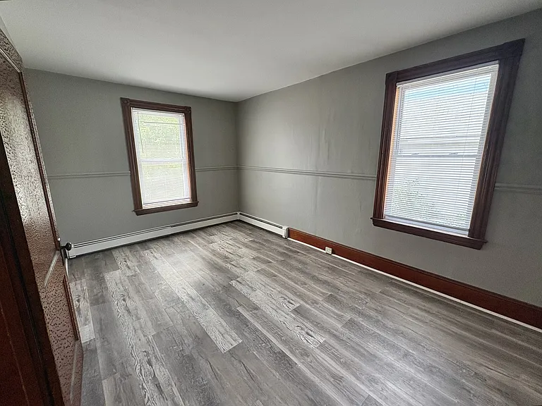 104 Brook St #1 — Photo 16