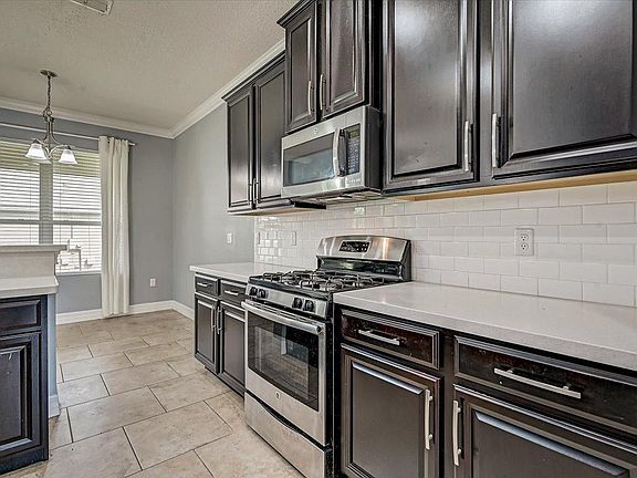5th image of 163 S Arabella Way